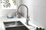 Single Handle High Arc Pull Out Kitchen Faucet,Single Level Stainless Steel Kitchen Sink Faucets with Pull Down Sprayer