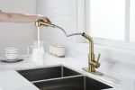Kitchen Faucets with Pull Down Sprayer, Single Handle Kitchen Sink Faucet with Pull Out Sprayer